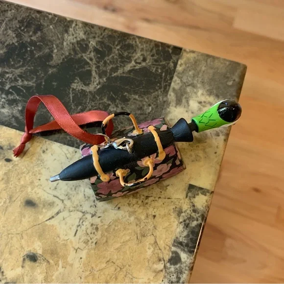 Disney Mary Poppins Umbrella purse ornament